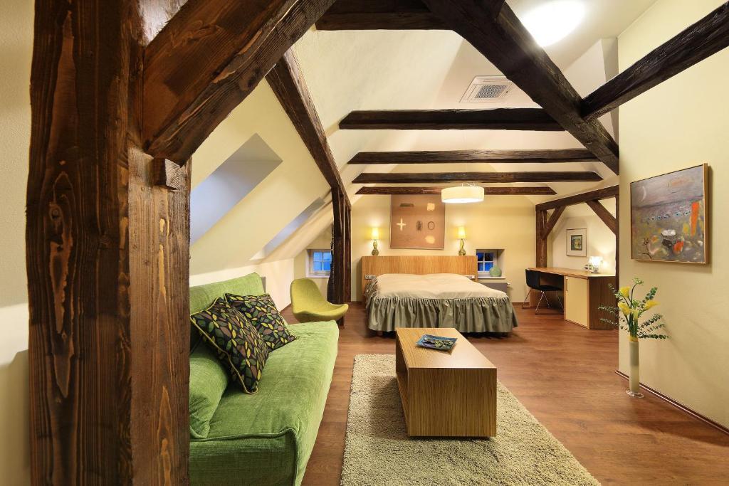 Hotel Edward Kelly チェスキー クルムロフ 部屋 写真